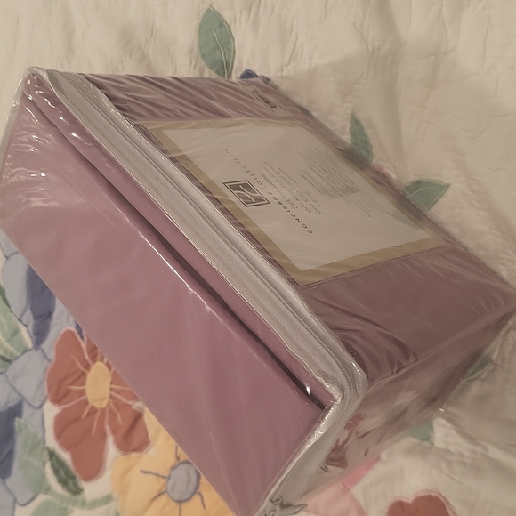 CONCIERGE COLLECTION - Picture 3 of 5